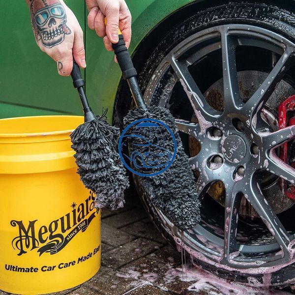 Щетка микрофибровая для мойки дисков - Meguiar's Supreme Microfibre Wheel Brush Medium 35 см. (X1902EU) 1250722238 фото
